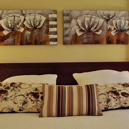 R22 Three Bed With 아파트 마르베야